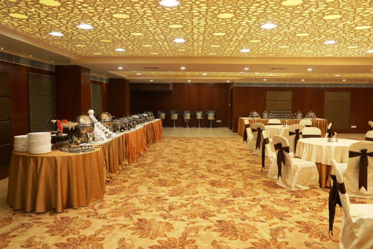 Olive Tree Hotel Vijayawada Exterior photo